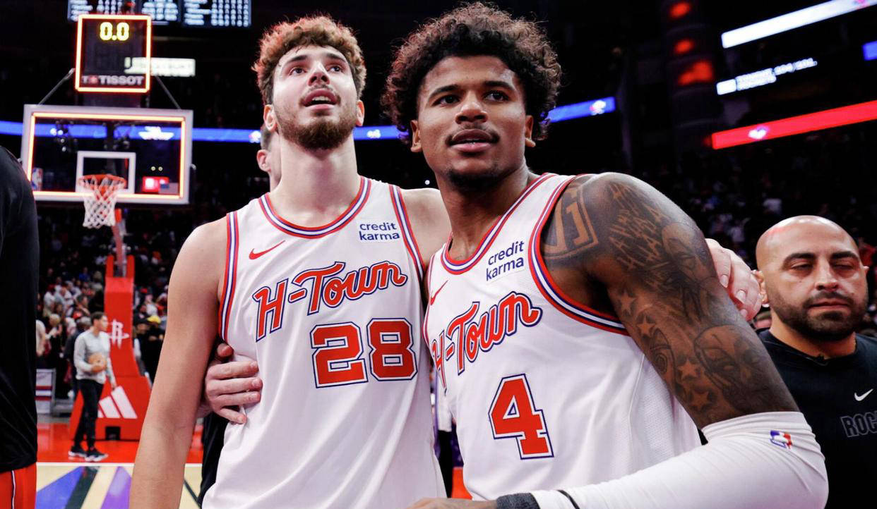 火箭逆转独行侠，卫冕冠军再次胜利